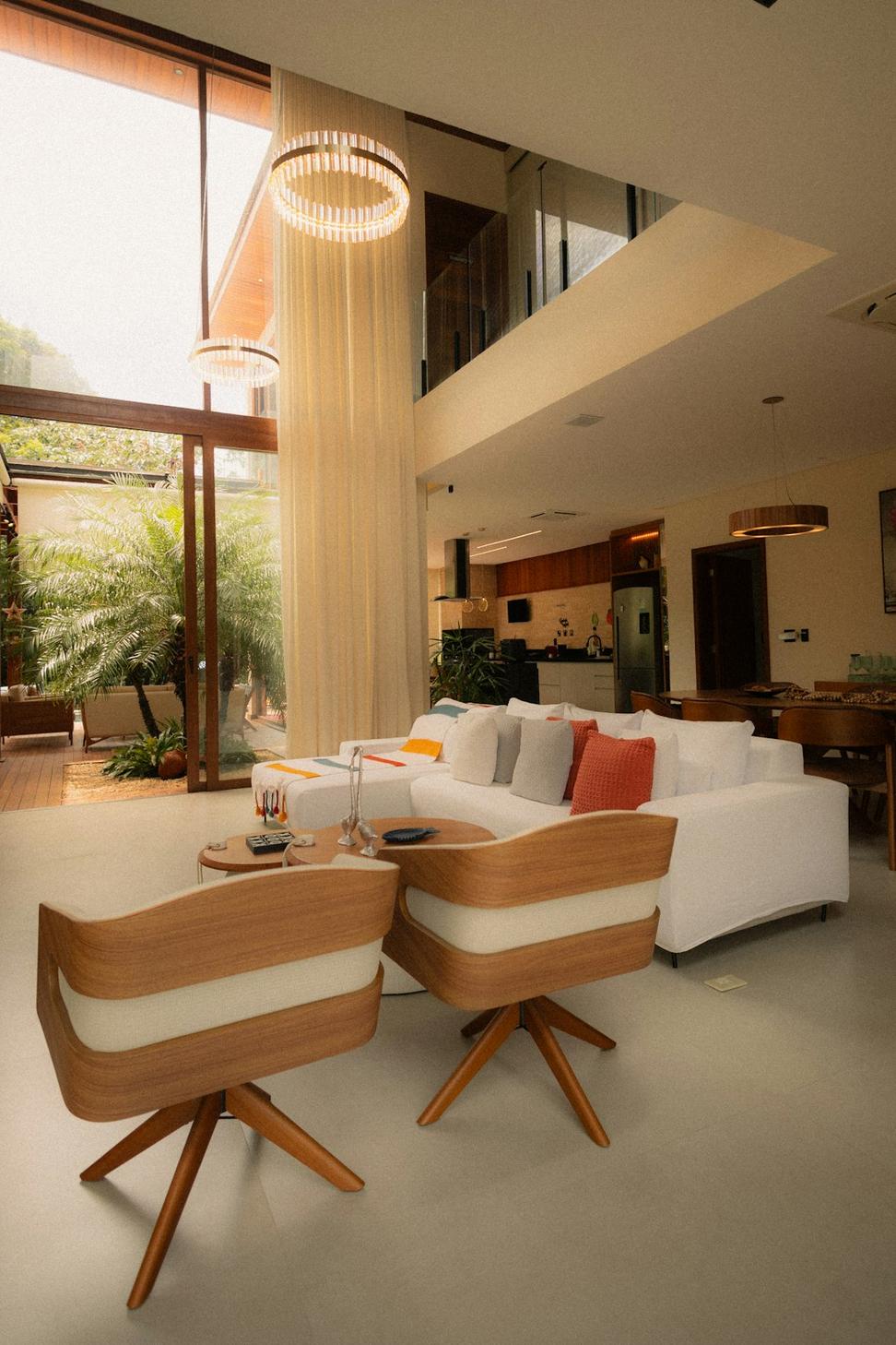 Rosedale Modern Residence